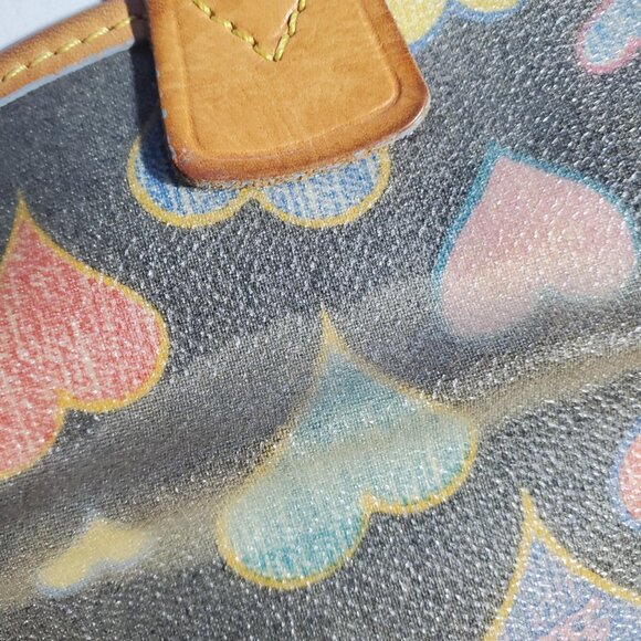 Vintage Y2K Dooney & Bourke Heart logo Wristlet **Read Description** - Picture 9 of 16